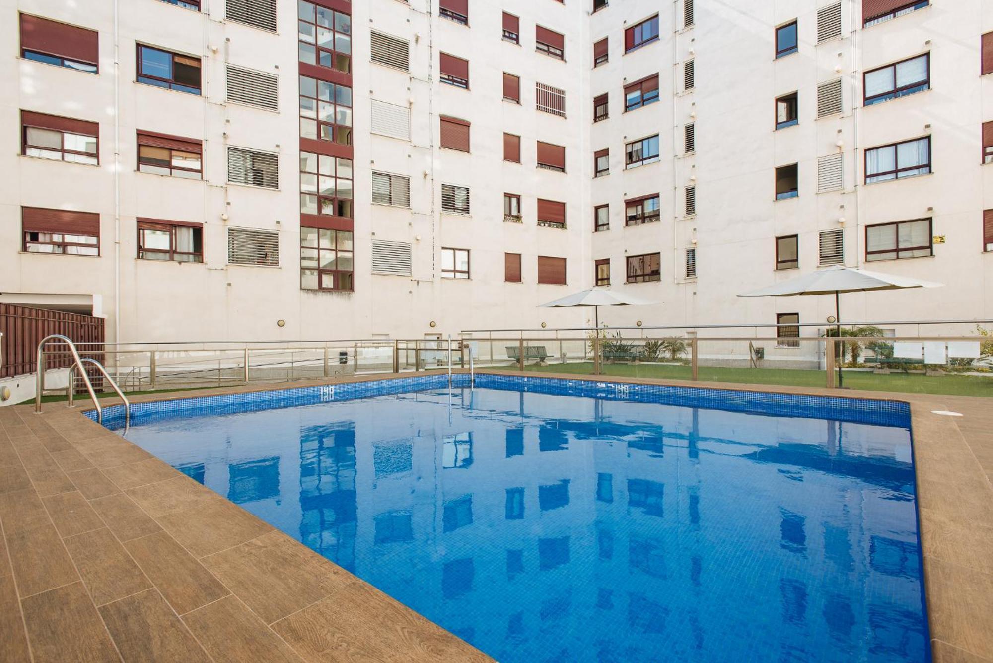San Bernardo Home Free Parking Sevilha Exterior foto